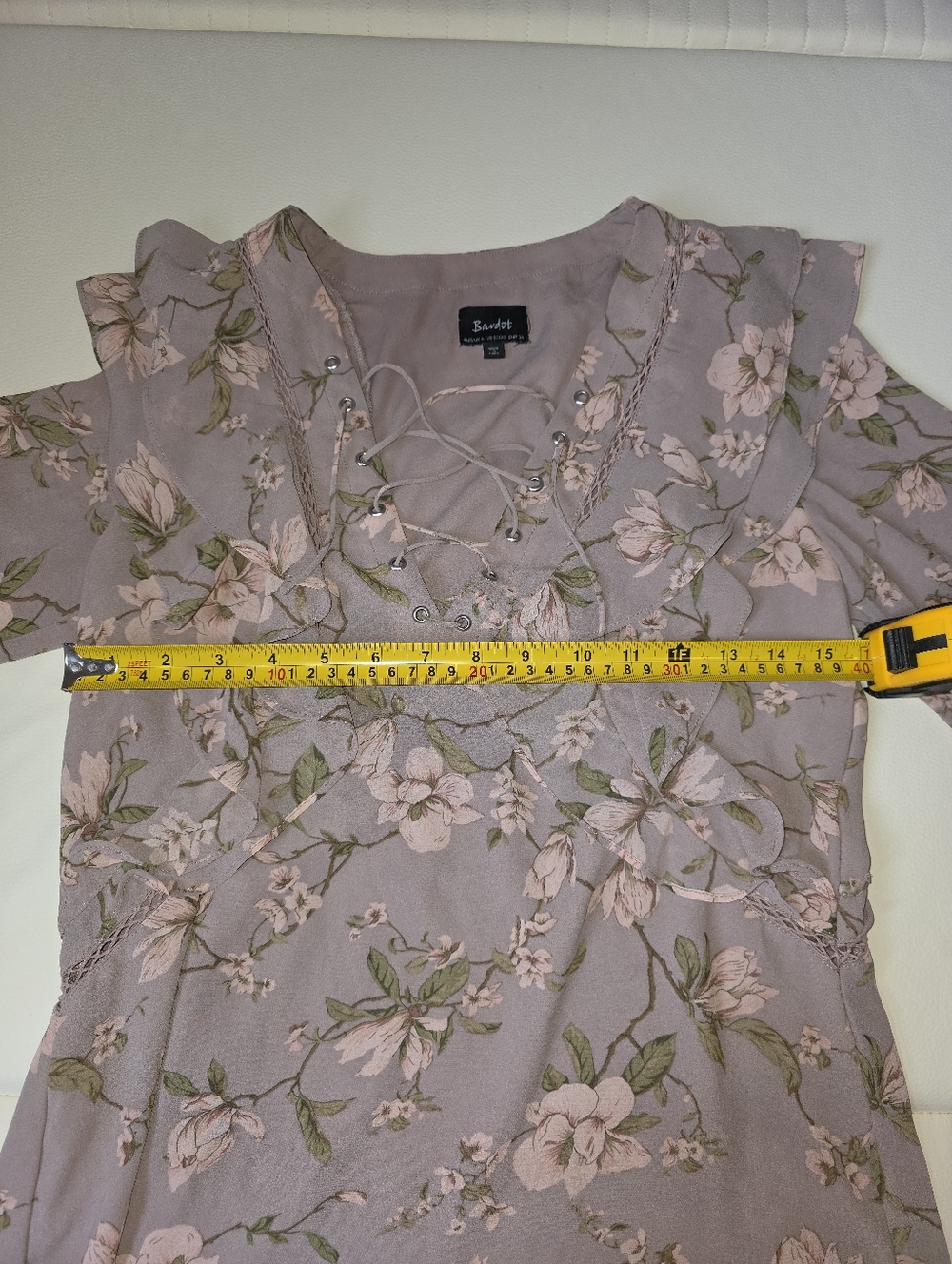 Socialite Mauve Floral Lace-Up Ruffle Blouse - Pink Floral - Picture 8 of 9